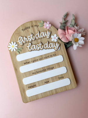 My First/Last Day Children's School Sign - Daisy