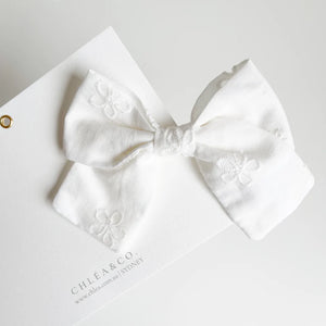 Classic Bow Clip - Yvette White