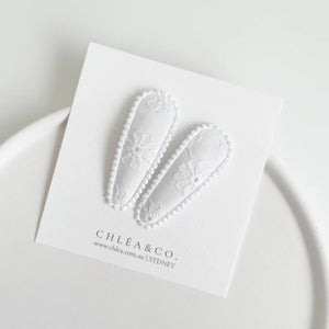Fabric Snap Clips - White Fleur - Set of 2