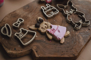 Eco Cutter Set - Easter Bunny Dress-Up