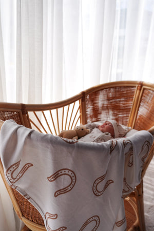 Jersey Swaddle & Beanie Set - Western Horse Shoe