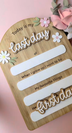 My First/Last Day Children's School Sign - Daisy