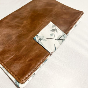 Deluxe Leather Nappy Wallet - Eucalypt