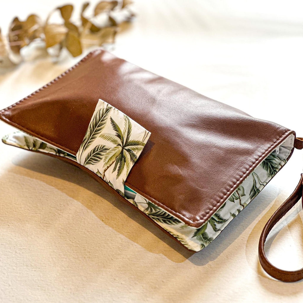 Deluxe Leather Nappy Wallet - Vintage Palms