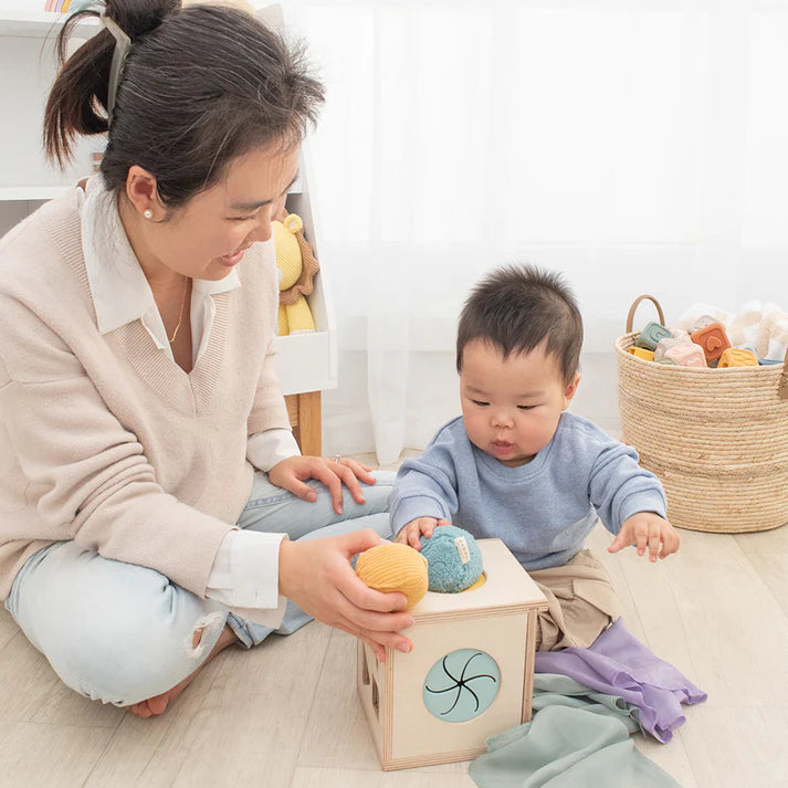 4-in-1 Sensory Cube