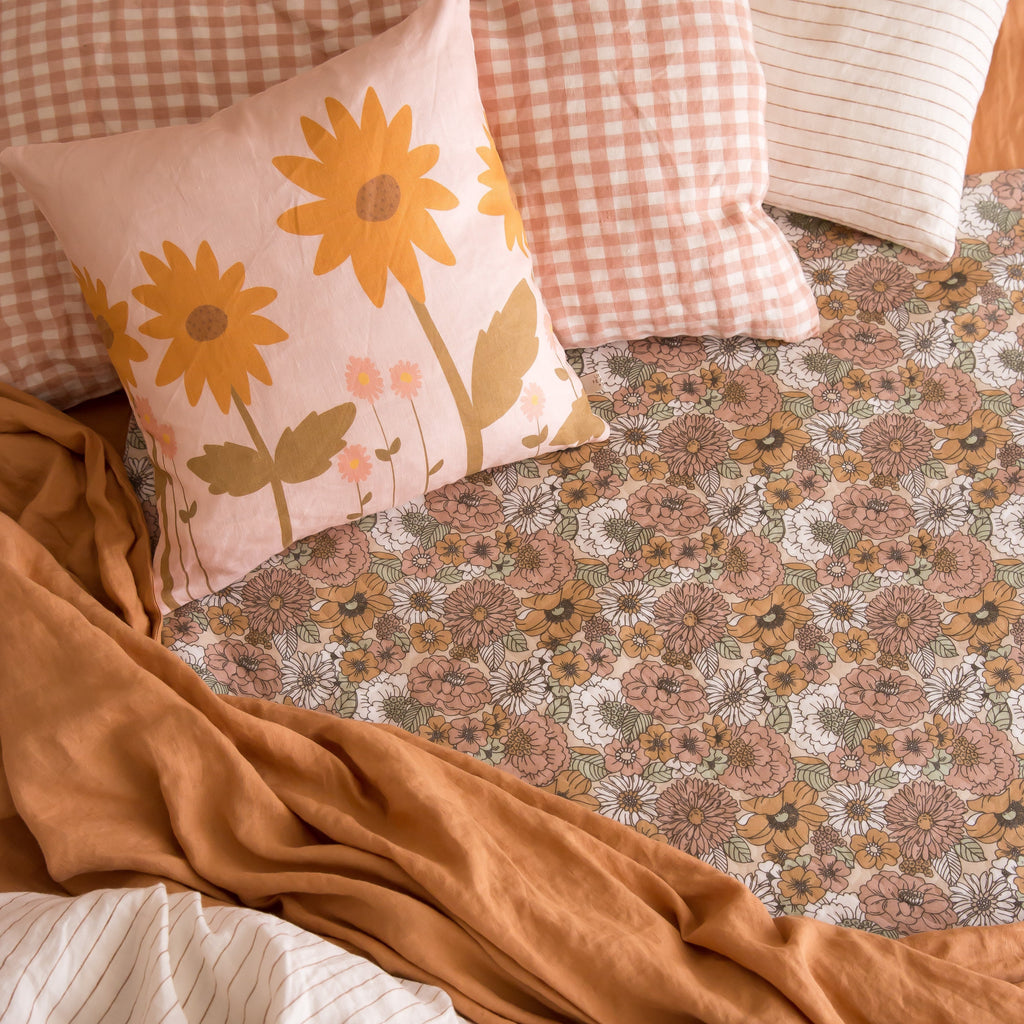 Bed Mate - Waterproof Sheet Protector WITH WINGS - Blooms